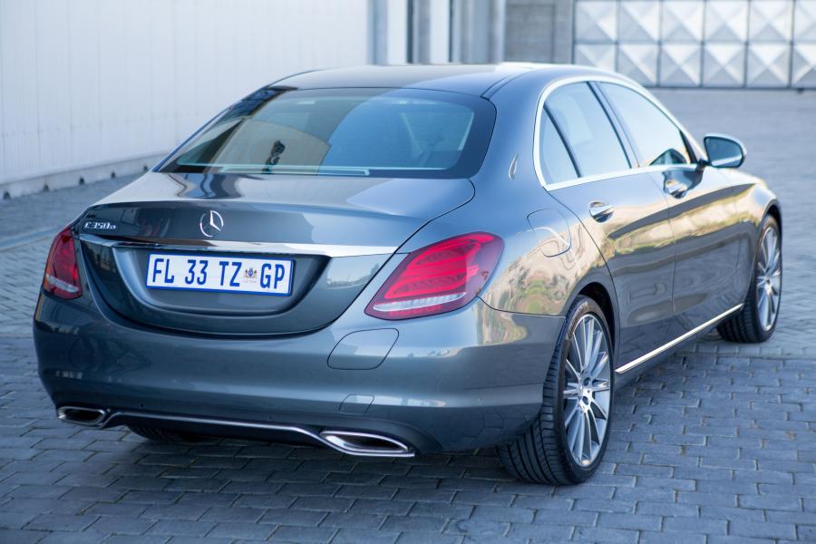  Mercedes-Benz C350 e Exclusive Line 2016 года  (ZA) (фото 5 из 6)